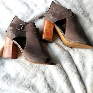 14th and Union open toe boots size 7 1/2